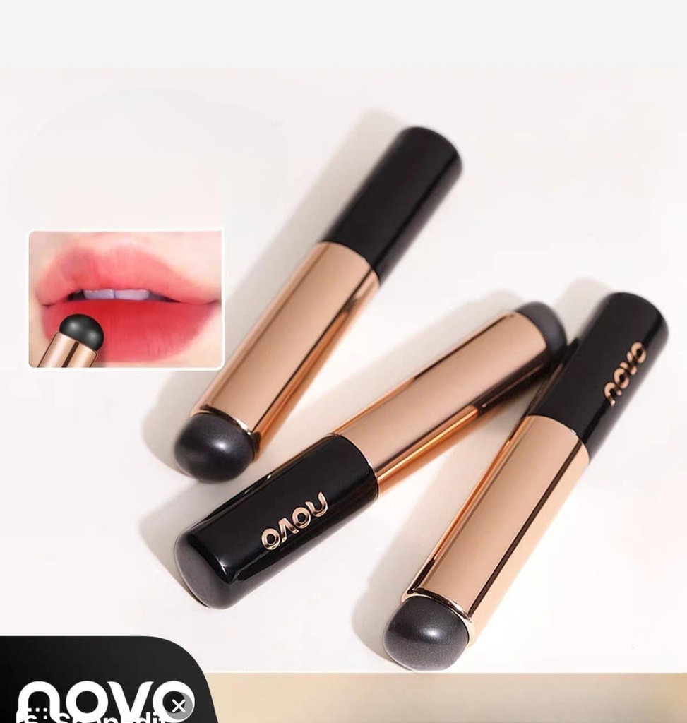 Silicone Lip Brush